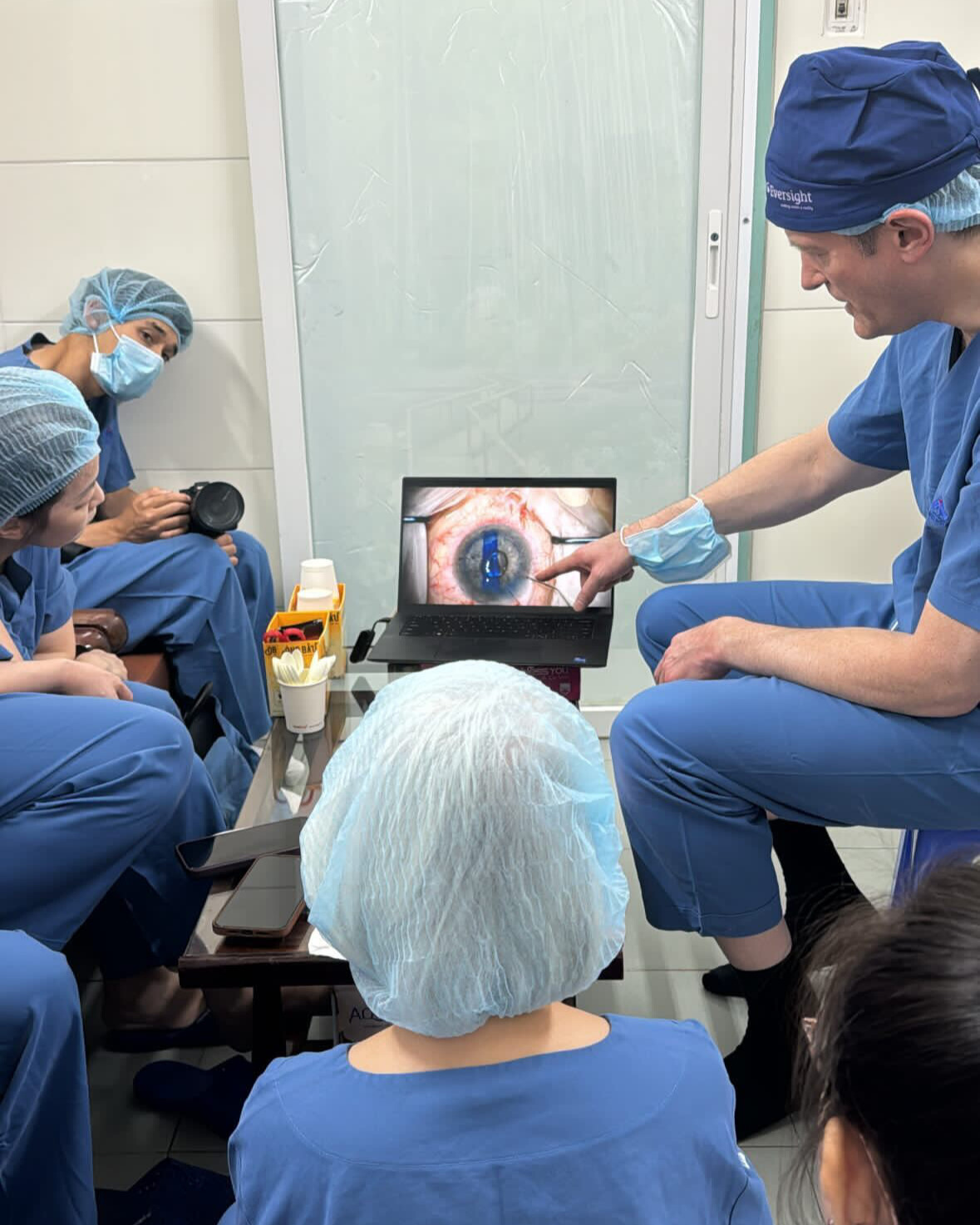 Aldave teaching to restore sight across southeast asia