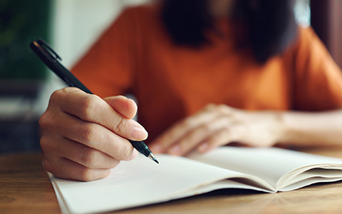 Write a recipient donor family resources