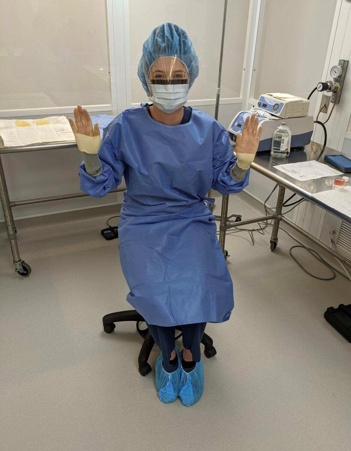 Caitlin Qualter in the lab